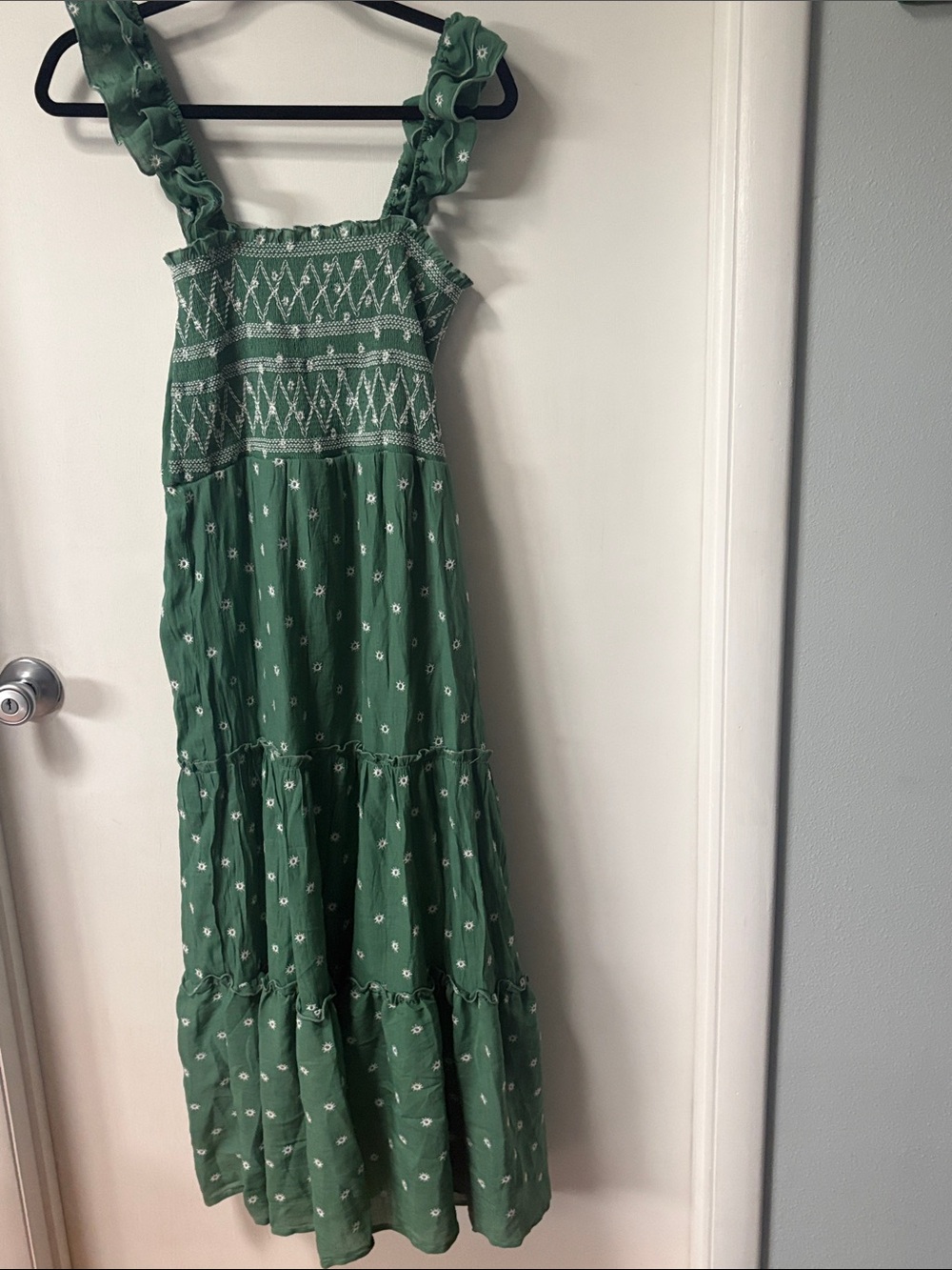 Women’s Green Embroidery Tiered Maxi Dress with Ruffle Straps